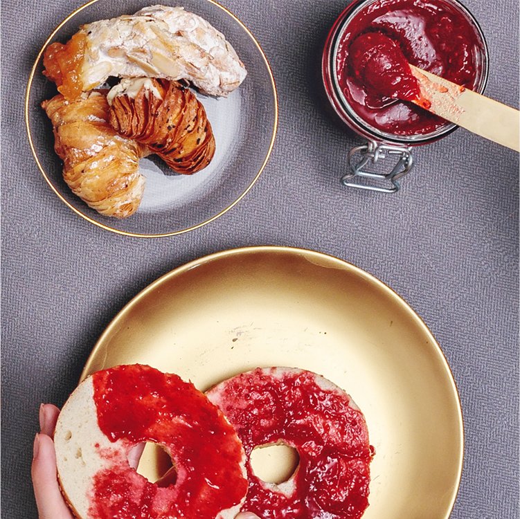 Fruchtige Marmelade mit Red Ruby Früchtetee