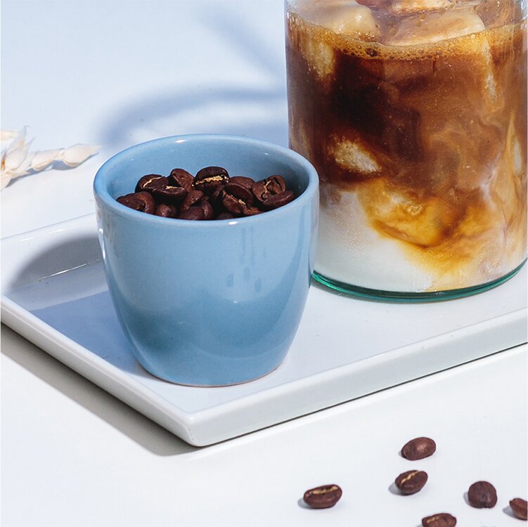 Eiskaffee mit leckeren Hafer Nilk Eiswürfeln 
