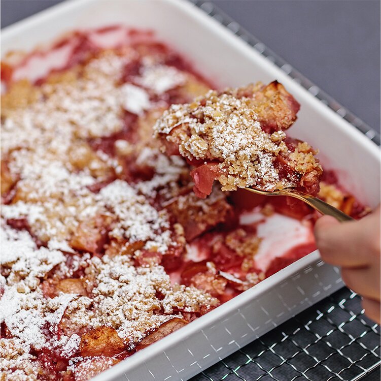 Leckerer Apple-Crumble mit Red Ruby